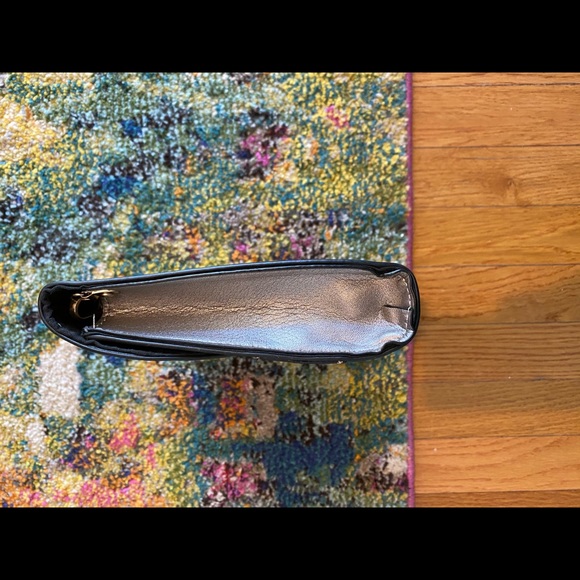 NWOT Clutch purse by Summer Rose 6” x 8” in gold. Straps included. Never… - Picture 6 of 7